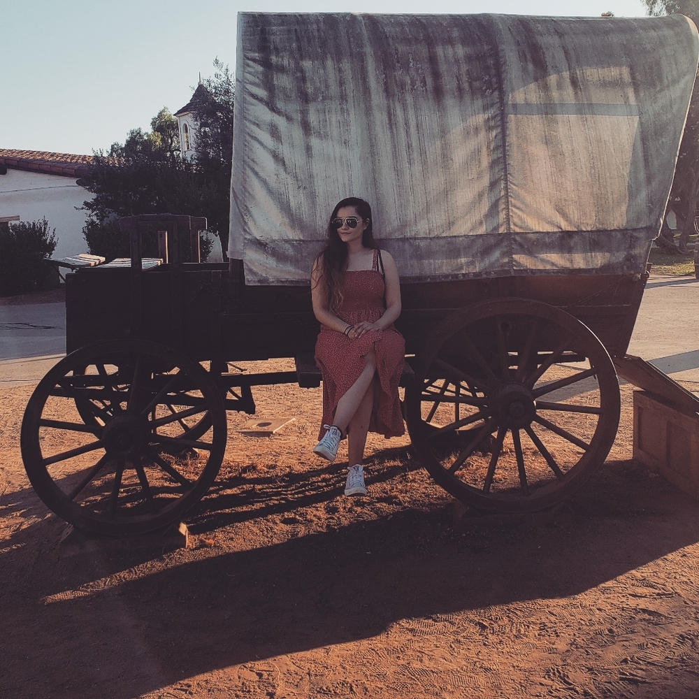 Meet your Posher, Faviola